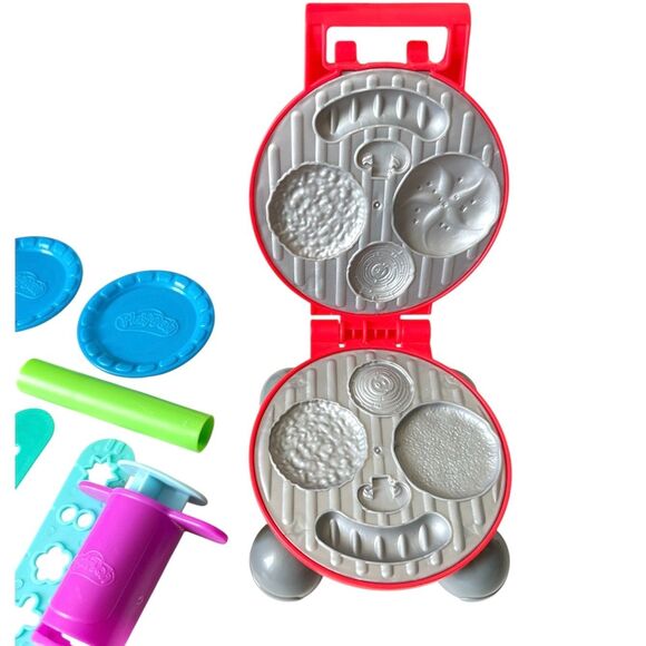 PLAY-DOH Kitchen Creations Burger Barbecue BBQ Hamburger Cooking Baking Toys - Picture 4 of 5